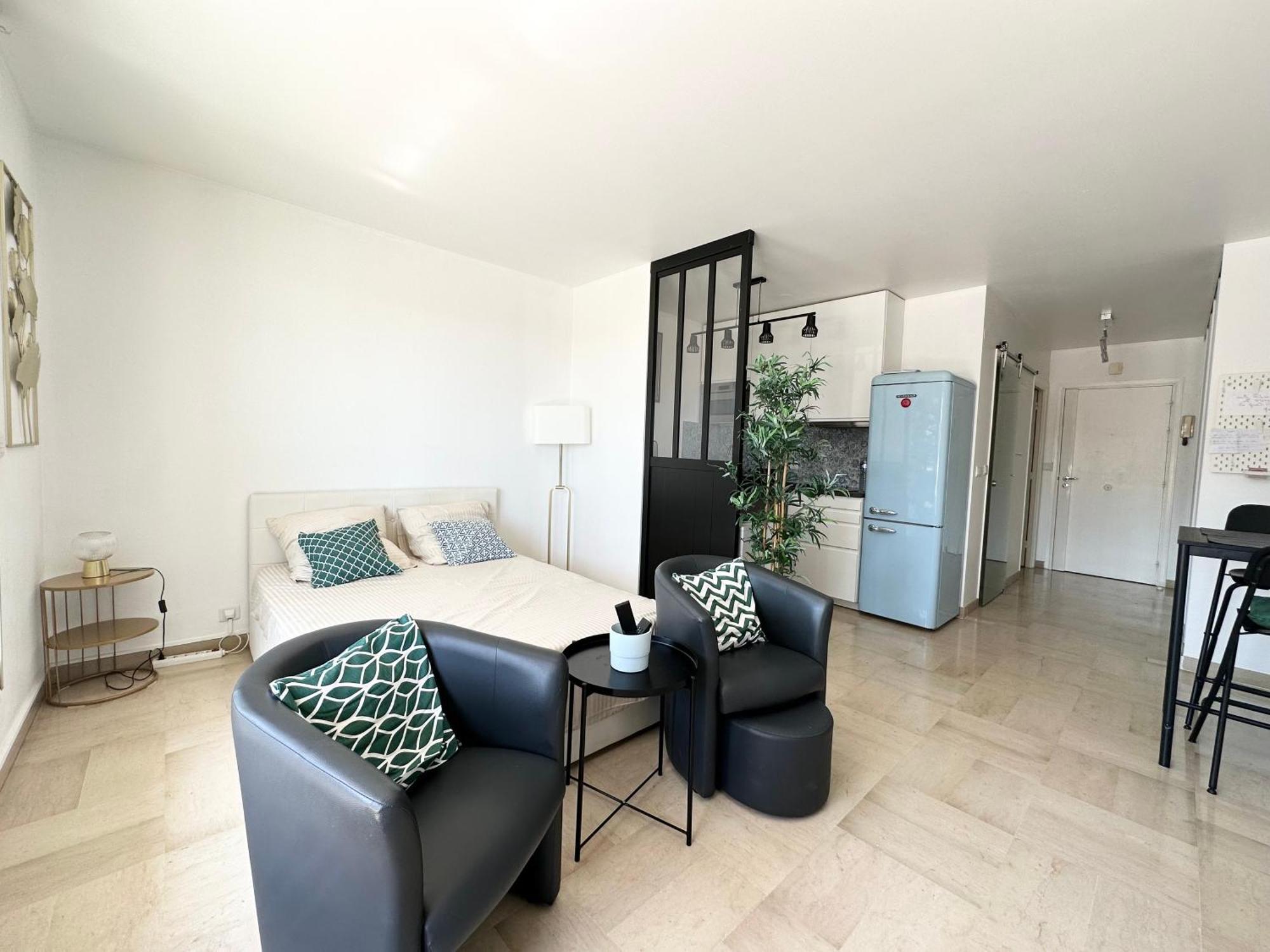 Nice, Grand Studio - Piscine - Terrasse Vue Mer Διαμέρισμα Εξωτερικό φωτογραφία